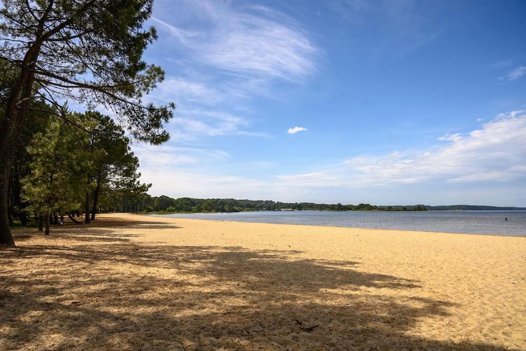 Appartement Des Grands Lacs サンギネ エクステリア 写真