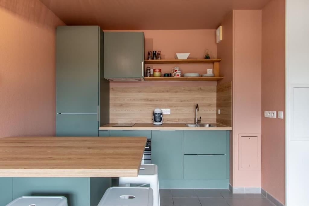 Appartement Des Grands Lacs サンギネ エクステリア 写真